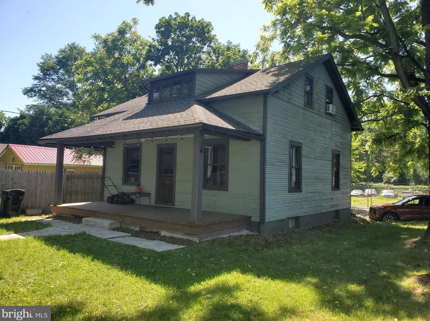 1517 Friedensburg Rd, Reading, PA 19606