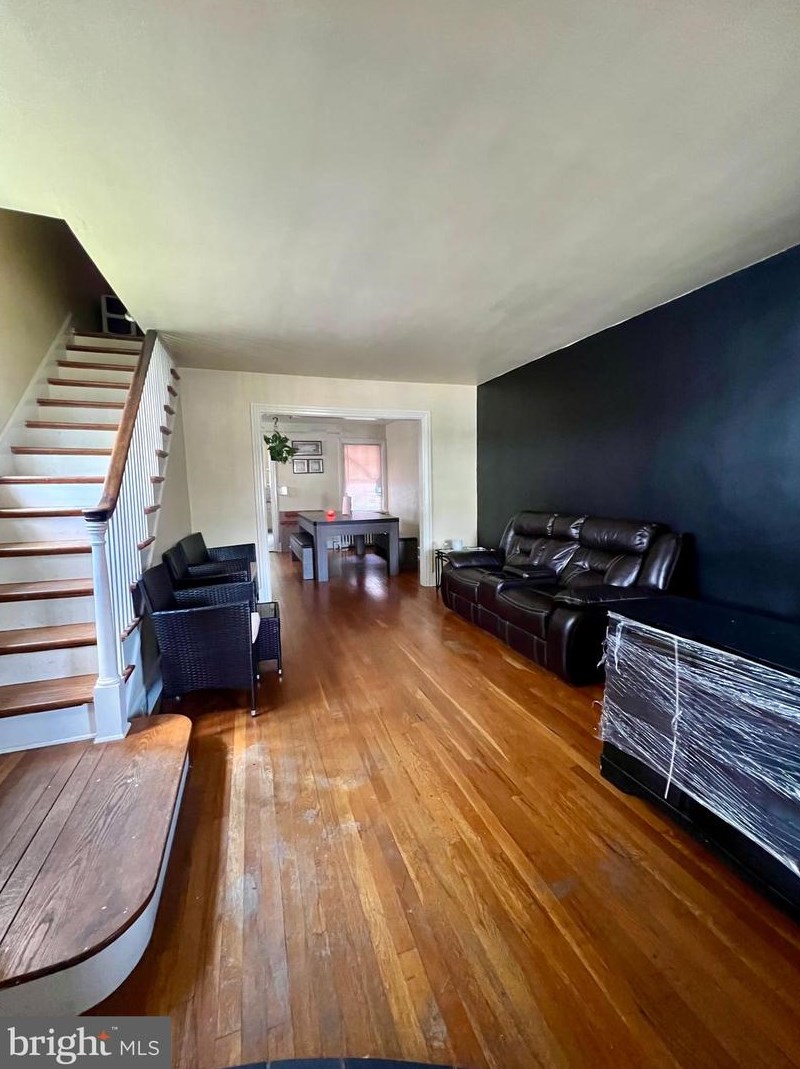 2442 Fairview Ave, Reading, PA 19606