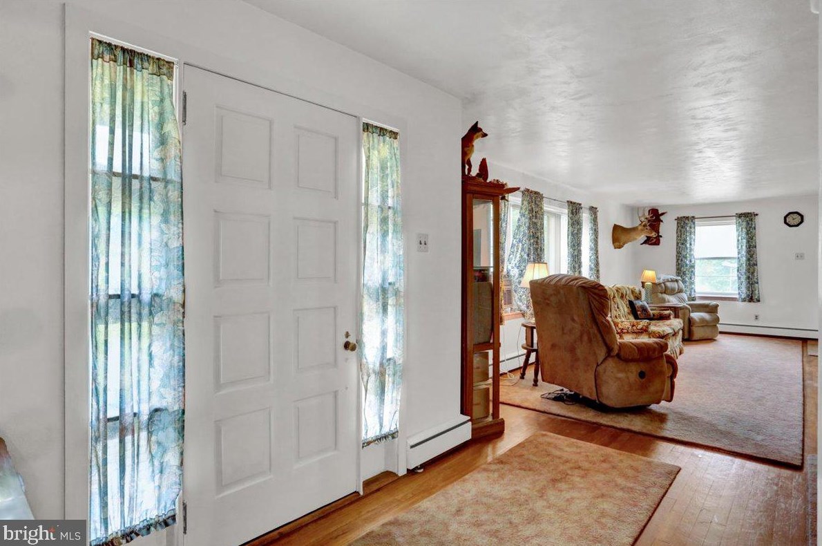 7423 Boyertown Pike, Douglassville, PA 19518