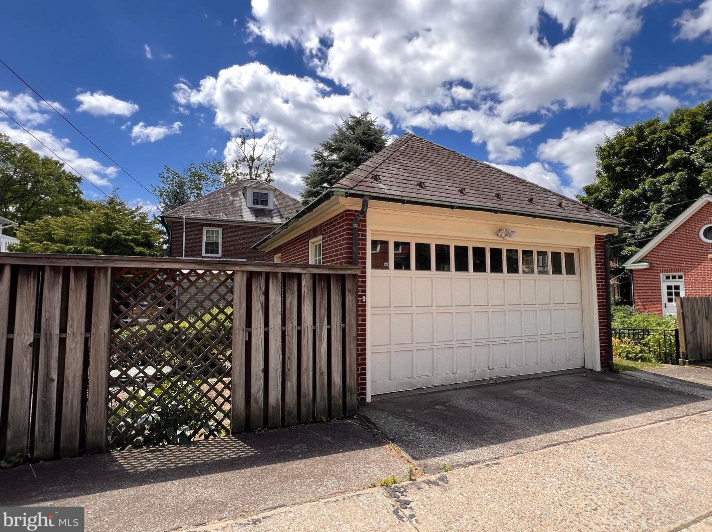 1409 Garfield Ave, Reading PA  19610-2413 exterior