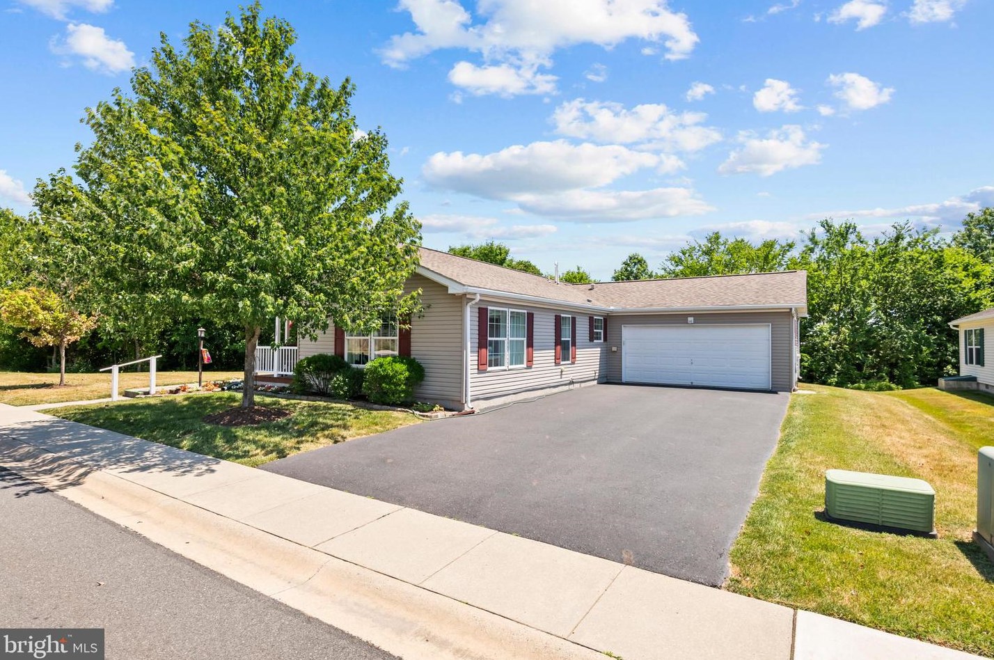 113 Westin Rd, Douglassville, PA 19518
