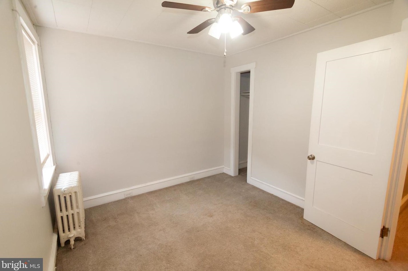 1971 Fairview Ave, Reading PA  19606-1714 exterior