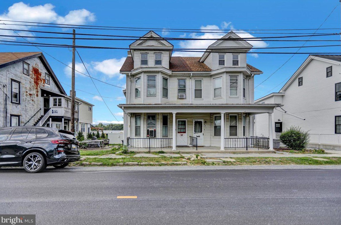 425 Frystown Rd, Reistville, PA 17067