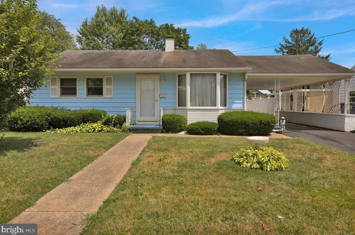 819 Reber St, Shoemakersville, PA 19555