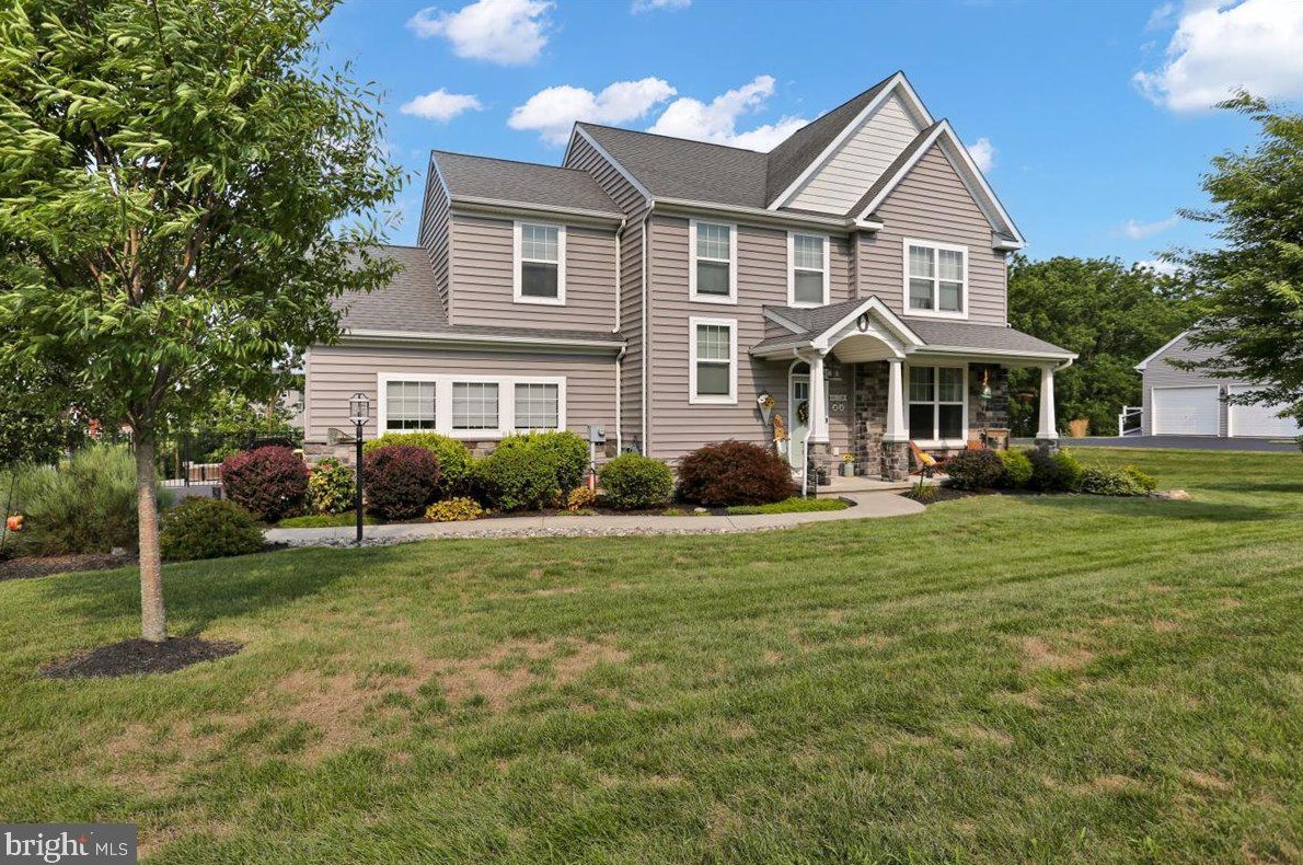33 Christi Dr, Dale, PA 19504
