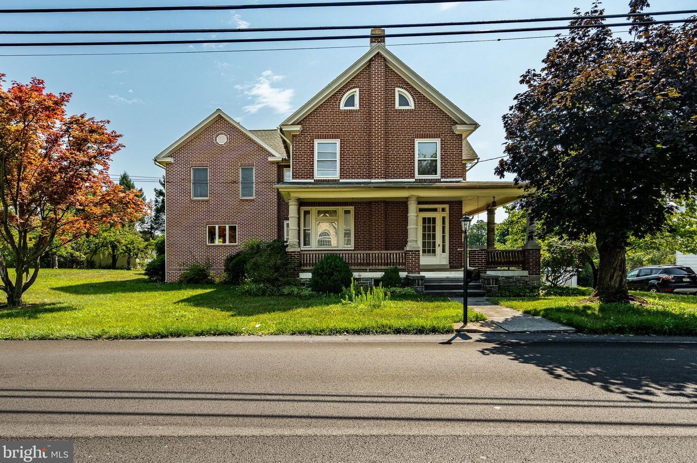 401 N Church Rd, Wernersville, PA 19565