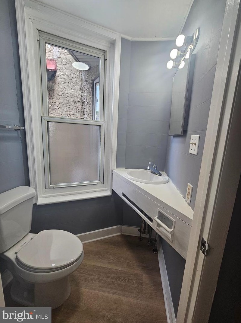 348 Mcknight St, Reading PA  19601-2931 exterior