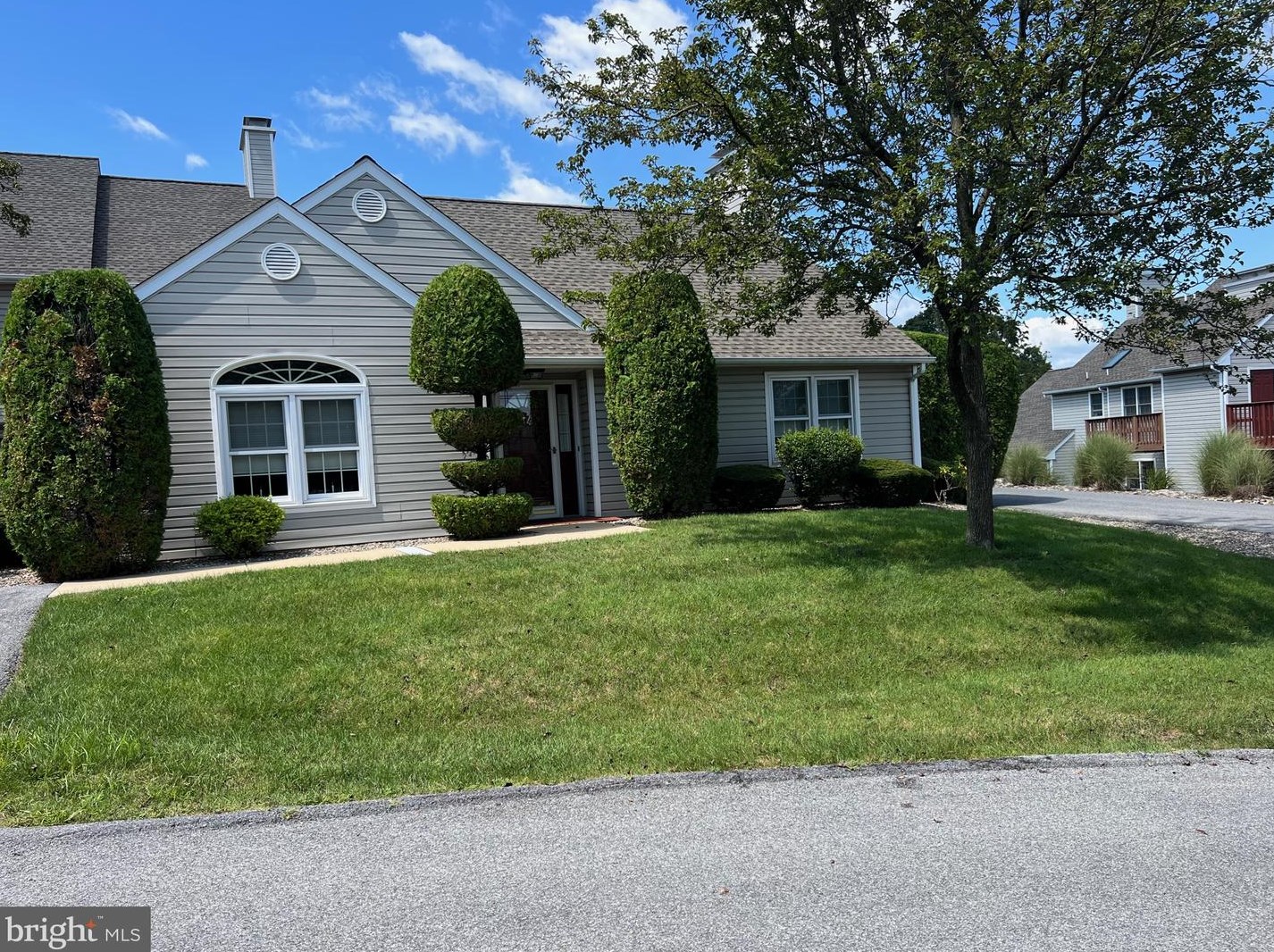 3209 Garfield Ave, Reading, PA 19605-2163