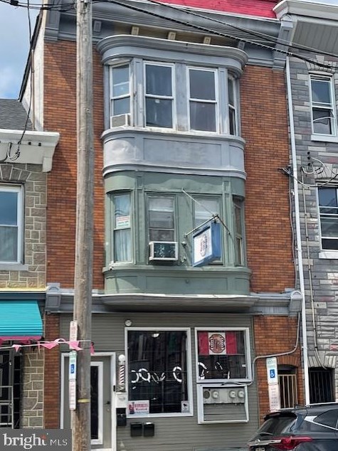 342 9th St, Reading, PA 19601-3107