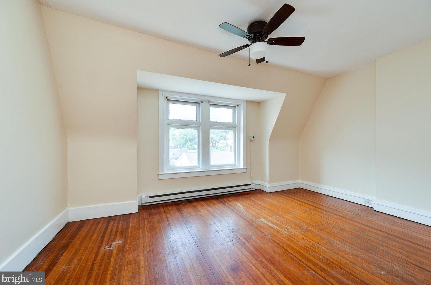 1641 Perkiomen Ave, Reading PA  19602-2242 exterior