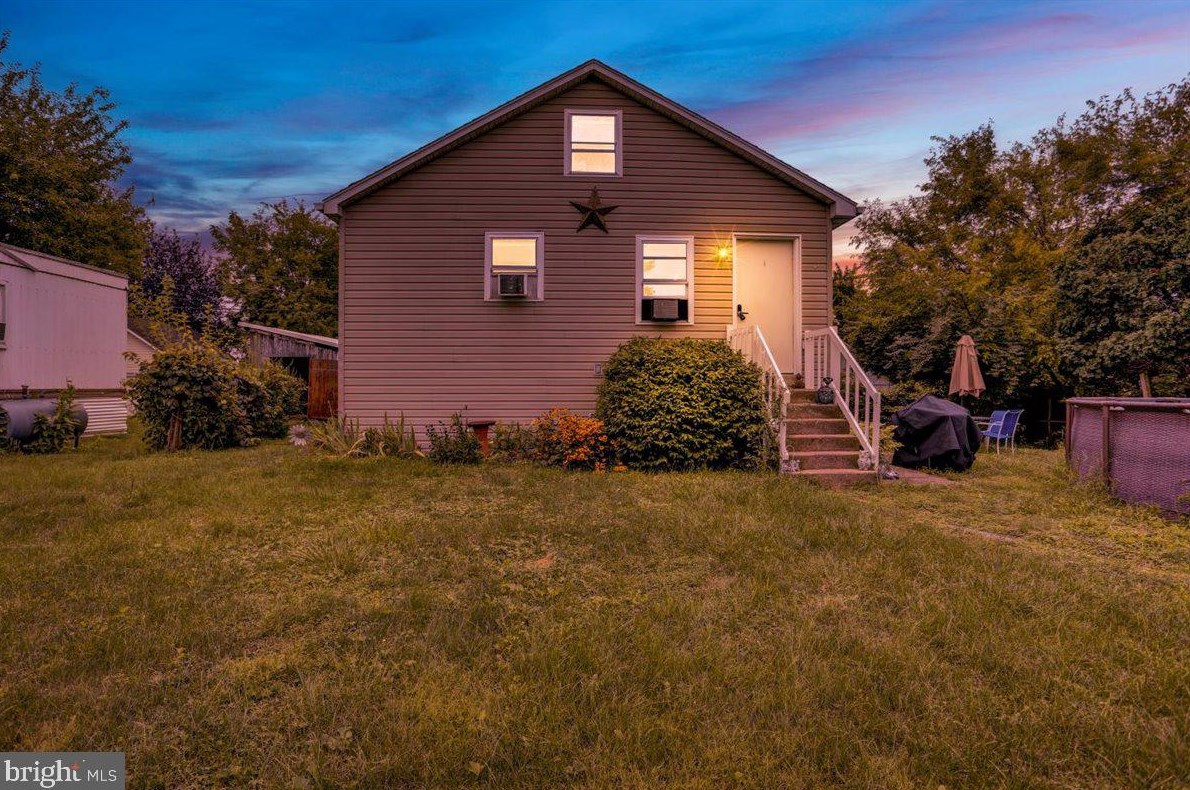86 S Reber St, Wernersville, PA 19565