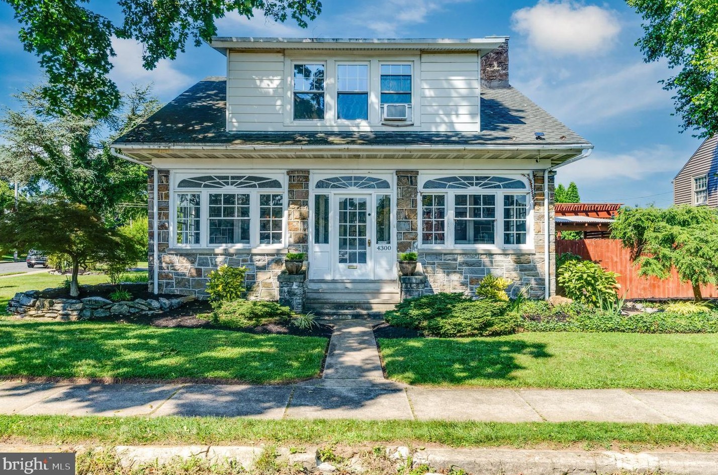 4300 8th Ave, Spring Valley, PA 19560