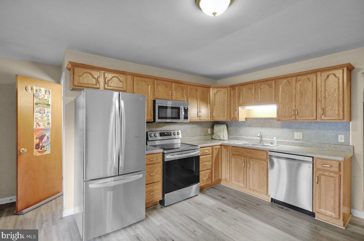 349 Wyomissing Ave, Reading PA  19607-1934 exterior