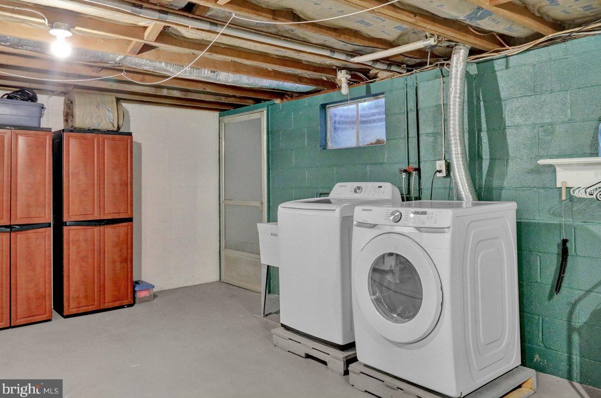 349 Wyomissing Ave, Reading PA  19607-1934 exterior