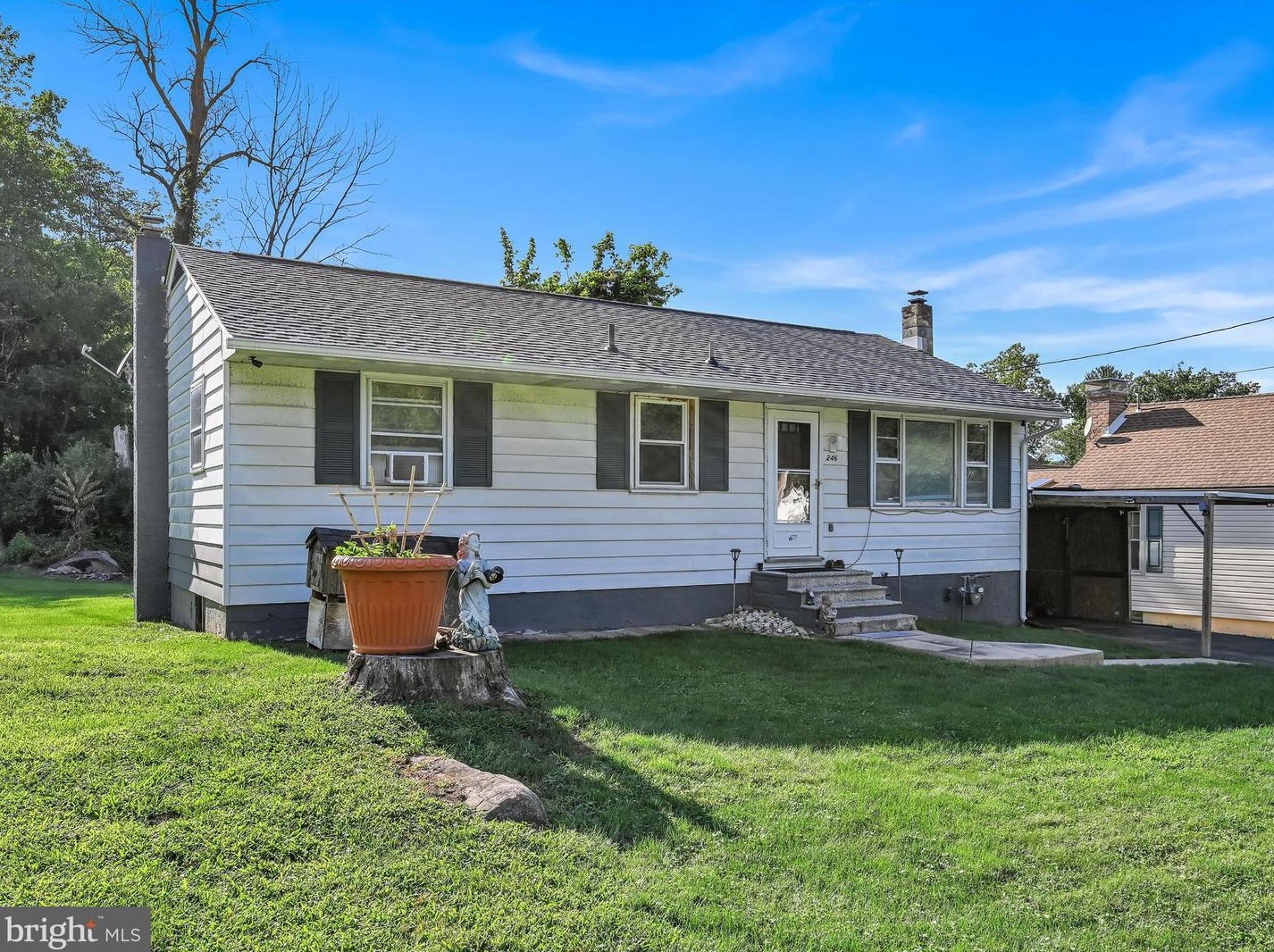 246 Main St, Hummels Store, PA 19540
