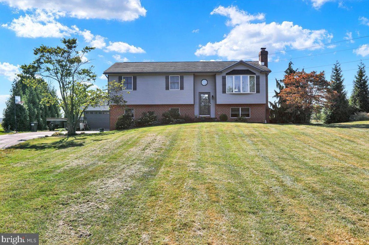 12 Clover Ct, Dauberville, PA 19533