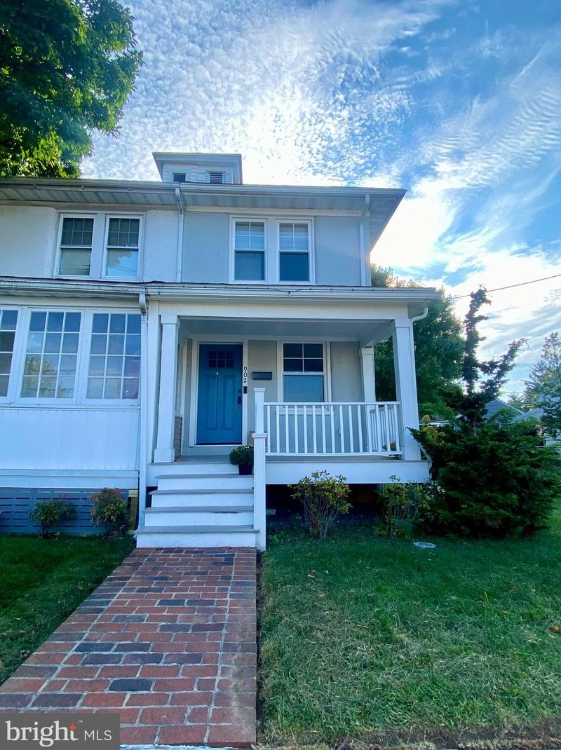 902 9th St, Reading, PA 19604-2310