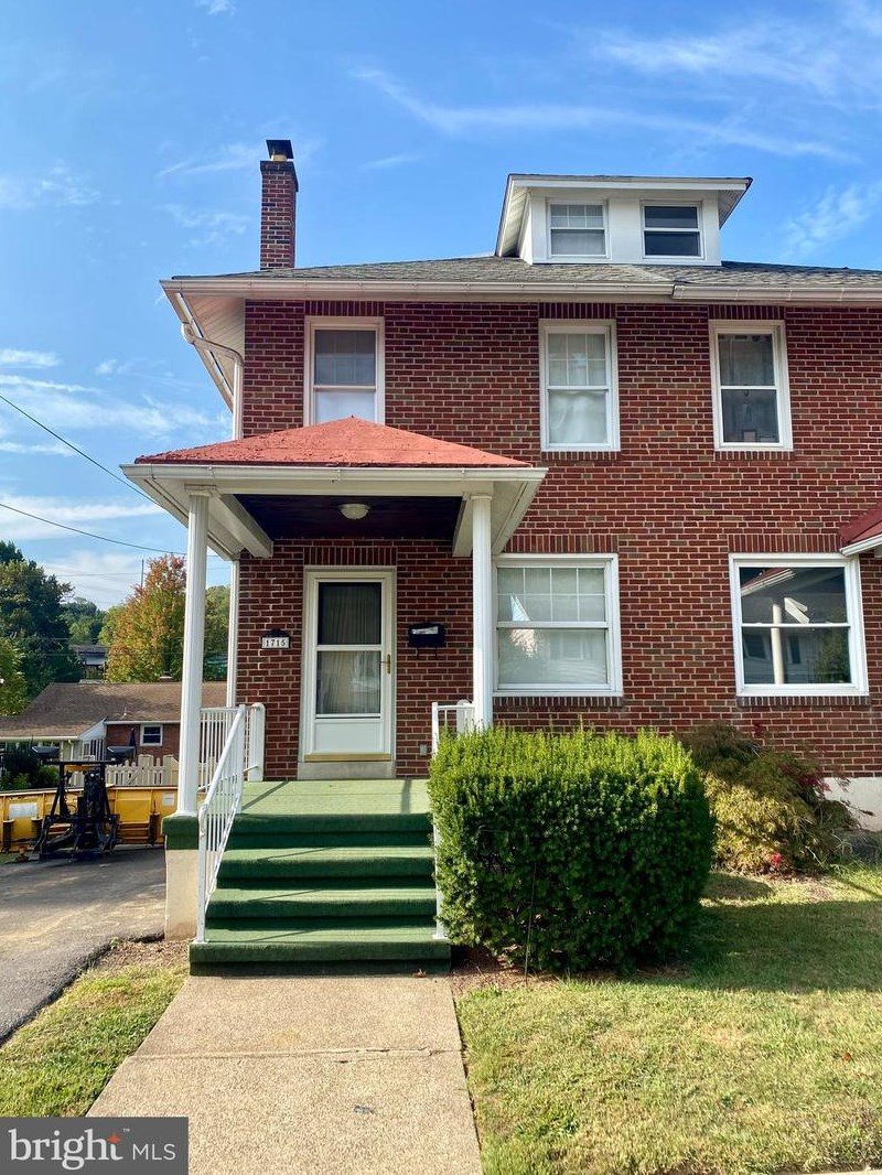 1715 Delaware Ave, Reading, PA 19610-2319