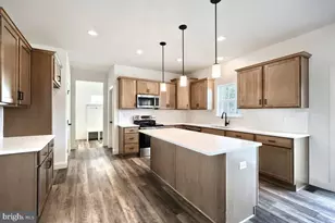 20 Overlook Dr, Exeter Township, PA 19606 - Photo 2