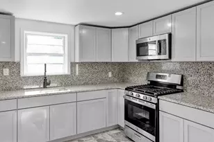 320 Hillside Dr, Reading, PA 19607 - Photo 18