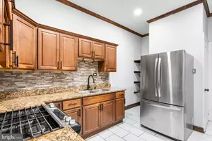 216 N 11th St, Reading, PA 19601 - Photo 18