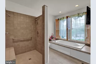 996 Baywood Avenue, Wernersville, PA 19565 - Photo 38