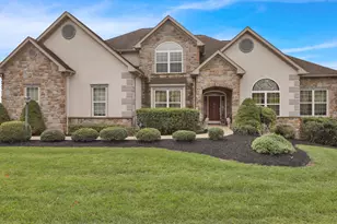 996 Baywood Ave, Wernersville, PA 19565 - Photo 2