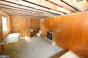 10 Klapperthal Rd, Reading, PA 19606 - Photo 8