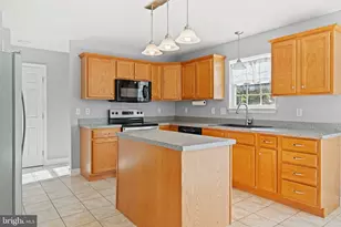 1014 Daisy Dr, Temple, PA 19560 - Photo 18