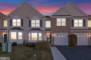 124 Village Dr, Blandon, PA 19510 - Photo 2