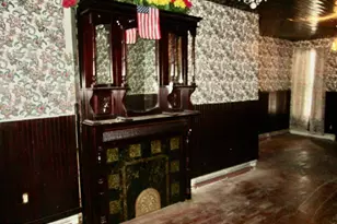 525 Douglass St, Reading, PA 19601 - Photo 4