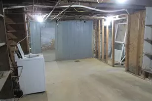 525 Douglass St, Reading, PA 19601 - Photo 32