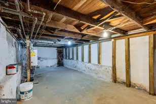 609 Lawn, Reading, PA 19608 - Photo 30