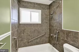 706 Wagon Wheel Ln, Temple, PA 19560 - Photo 12