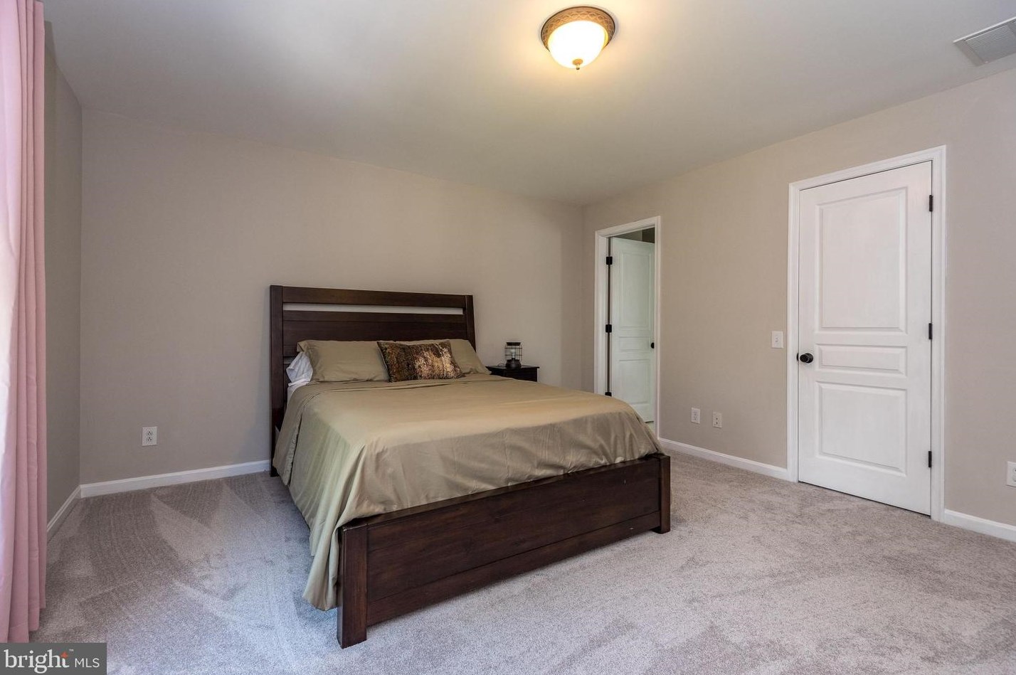 503 Shoemaker Dr, Fountainville PA  18923-9517 exterior