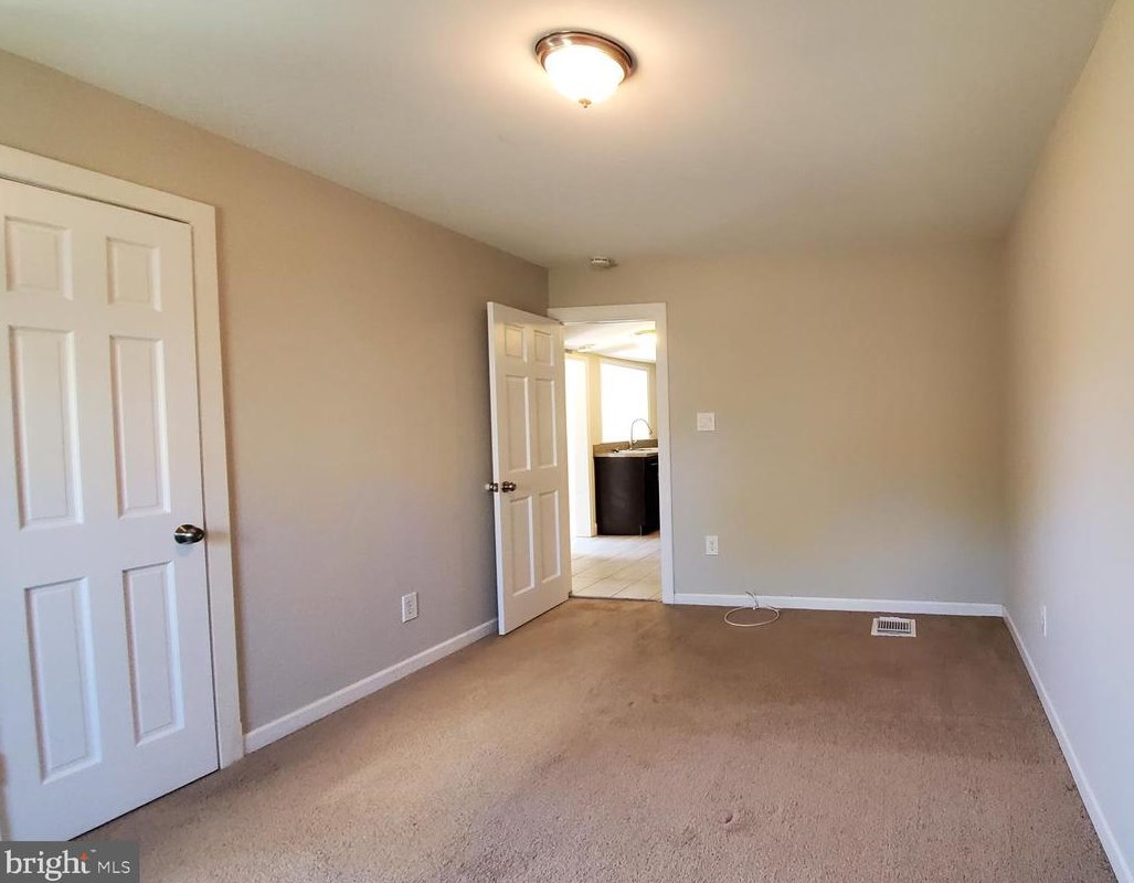 334 9th St, Sellersville PA  18960-2207 exterior