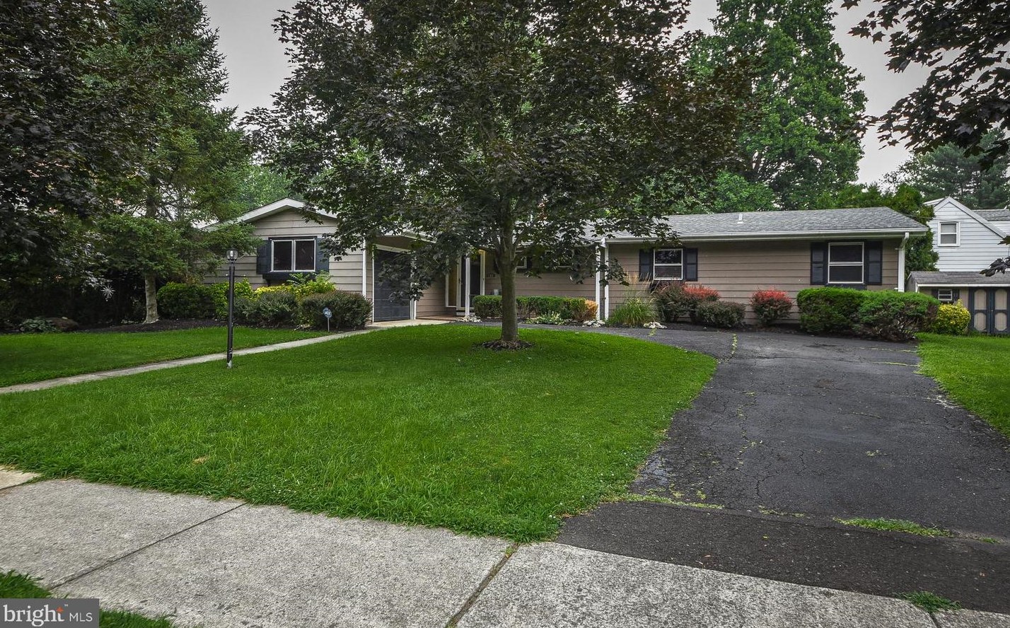 148 Pennsylvania Ave, Yardley, PA 19067