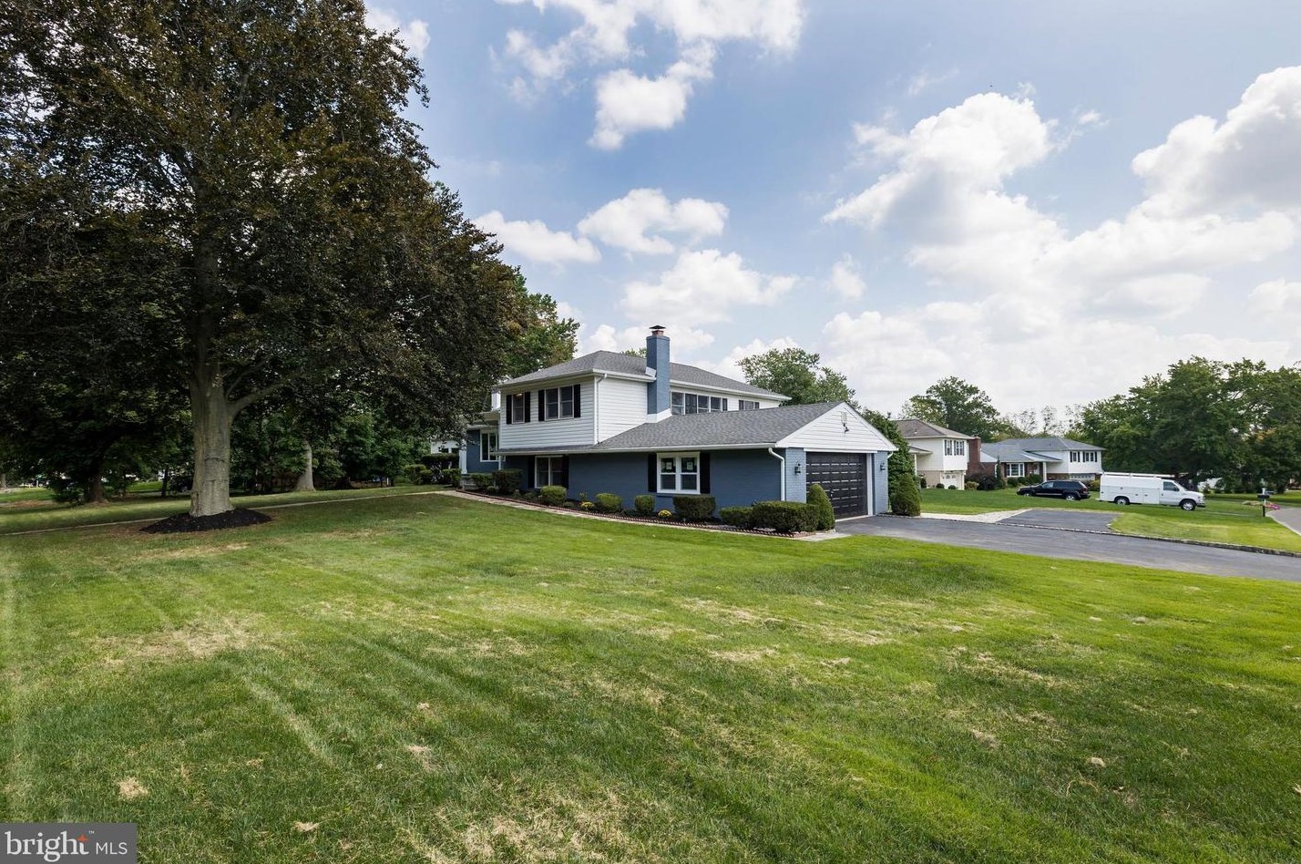 244 Forrest Dr, Chalfont PA  18914-3147 exterior