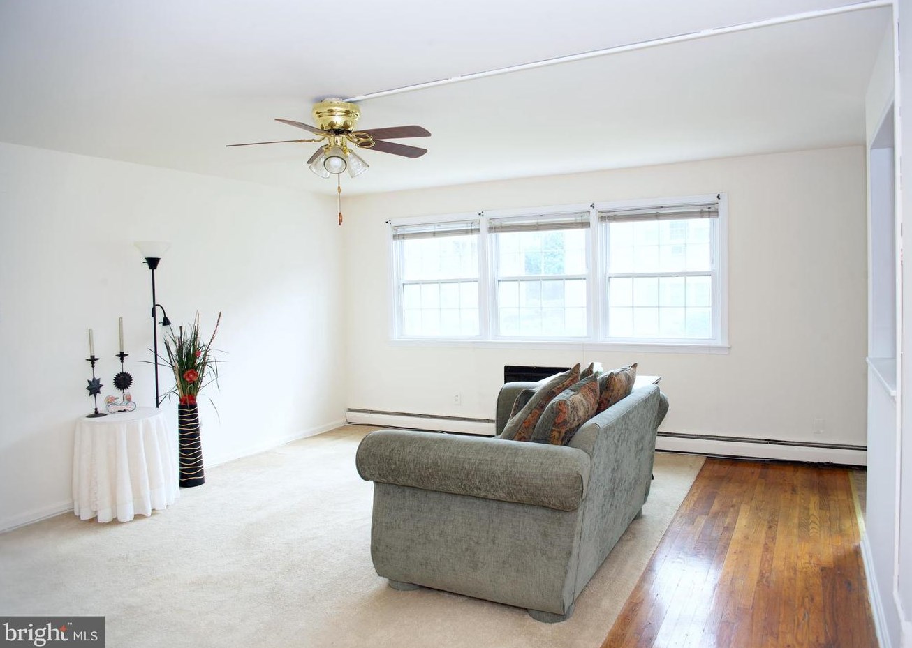 403 S Main St #g102, Gardenville, PA 18901