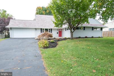54 Silverbell Road - Photo 1