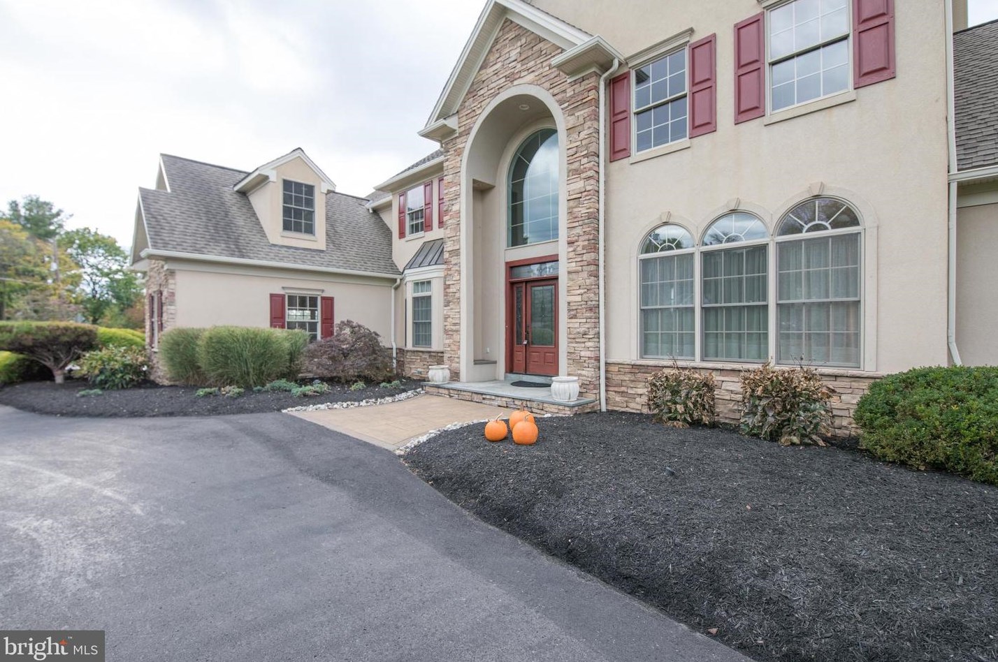 609 Church Rd, Hatfield, PA 19440-1218