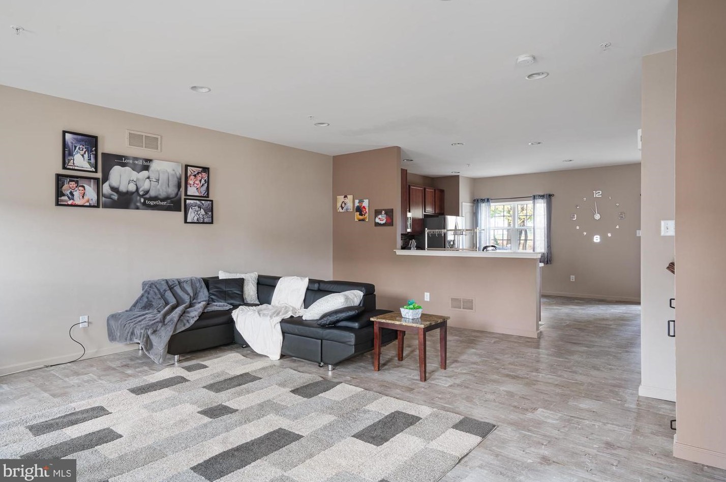 128 Carters Mill Rd, Langhorne PA  19053-2701 exterior