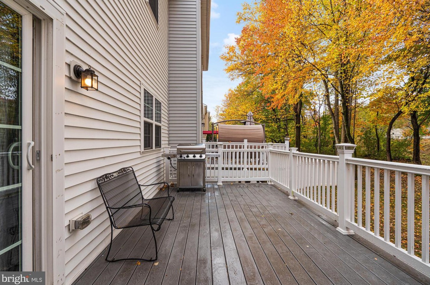 128 Carters Mill Rd, Langhorne PA  19053-2701 exterior