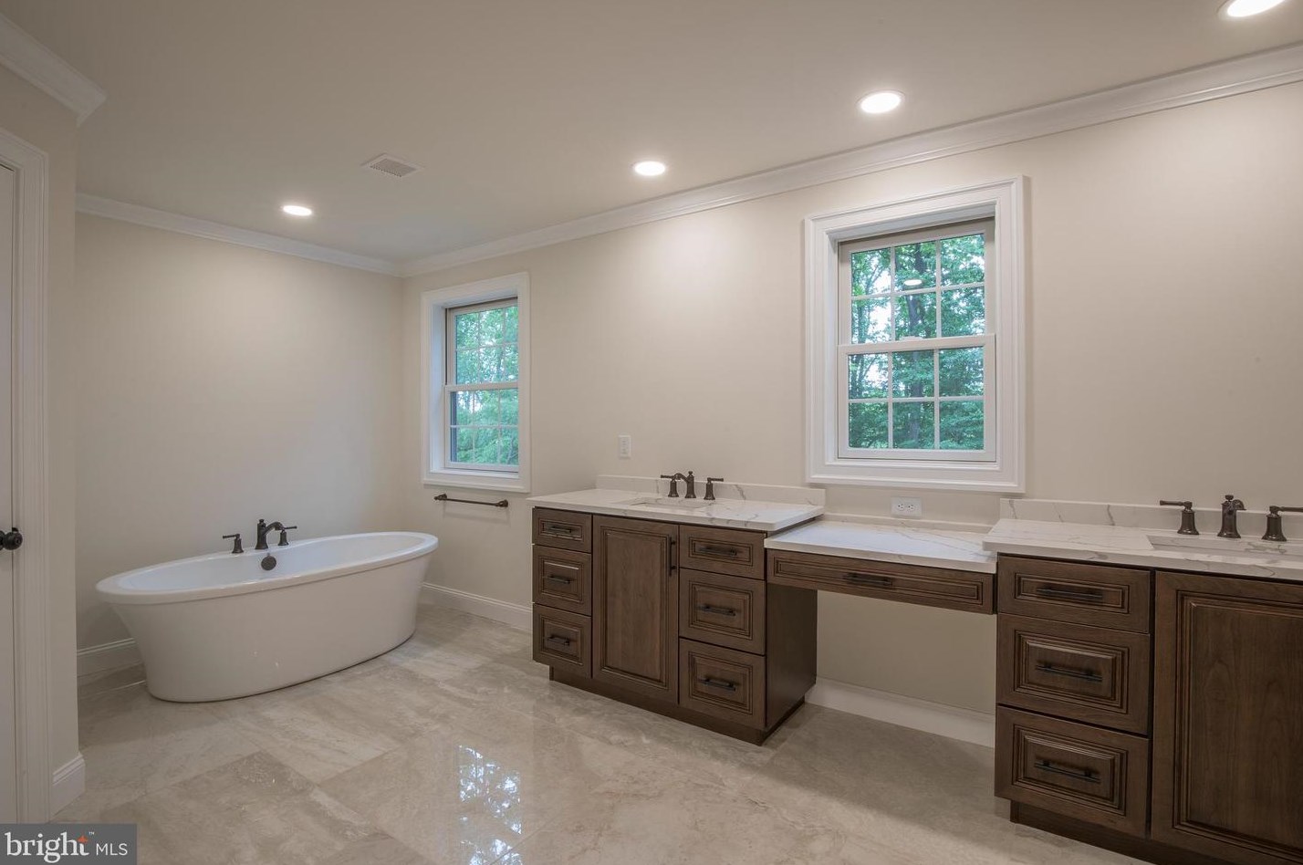 953 Cherry Ln, Upper Makefield PA  18940-1492 exterior