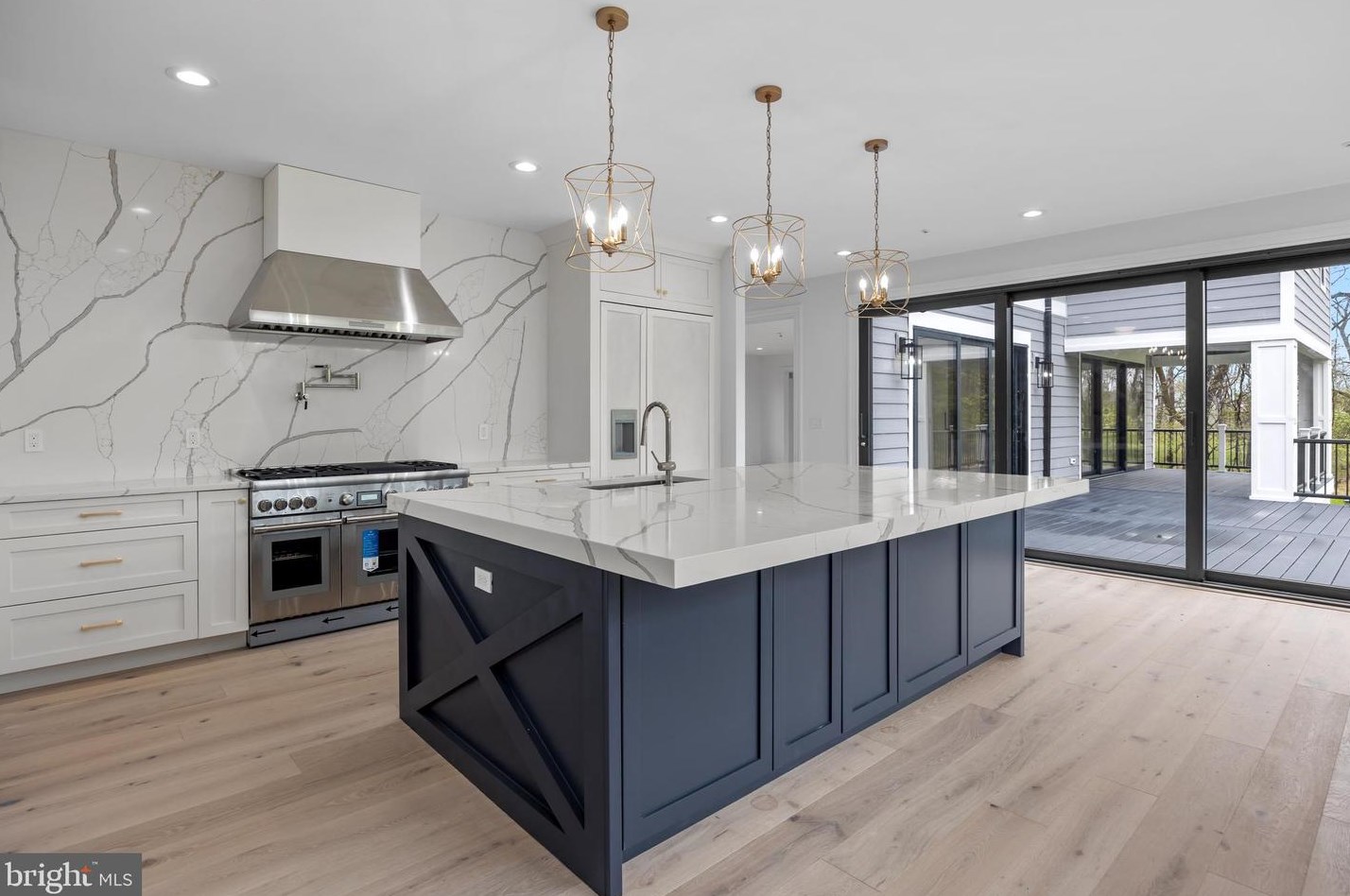 49 Thompson Mill Rd, Upper Makefield PA  18940-9628 exterior