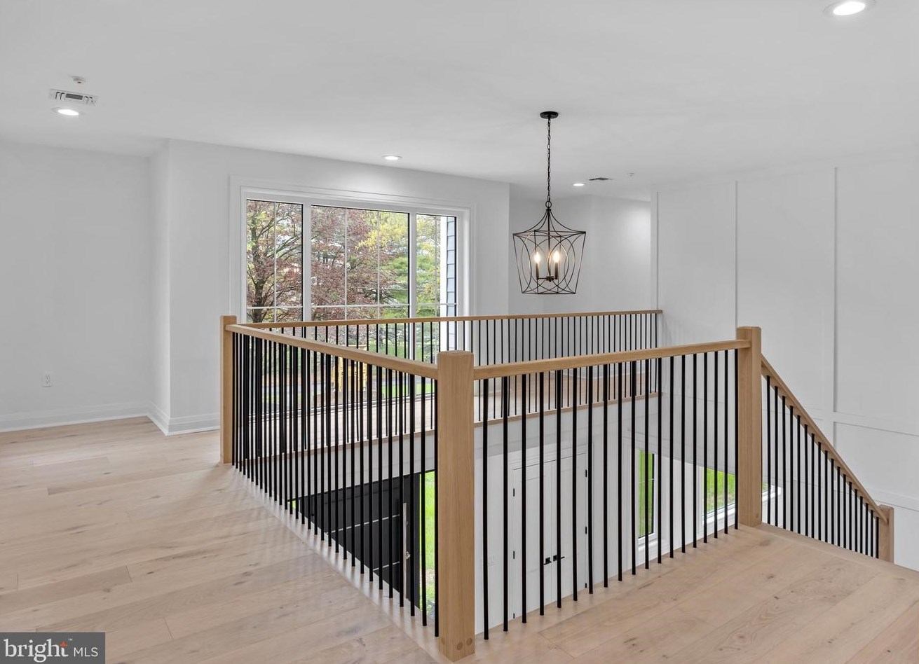 49 Thompson Mill Rd, Upper Makefield PA  18940-9628 exterior