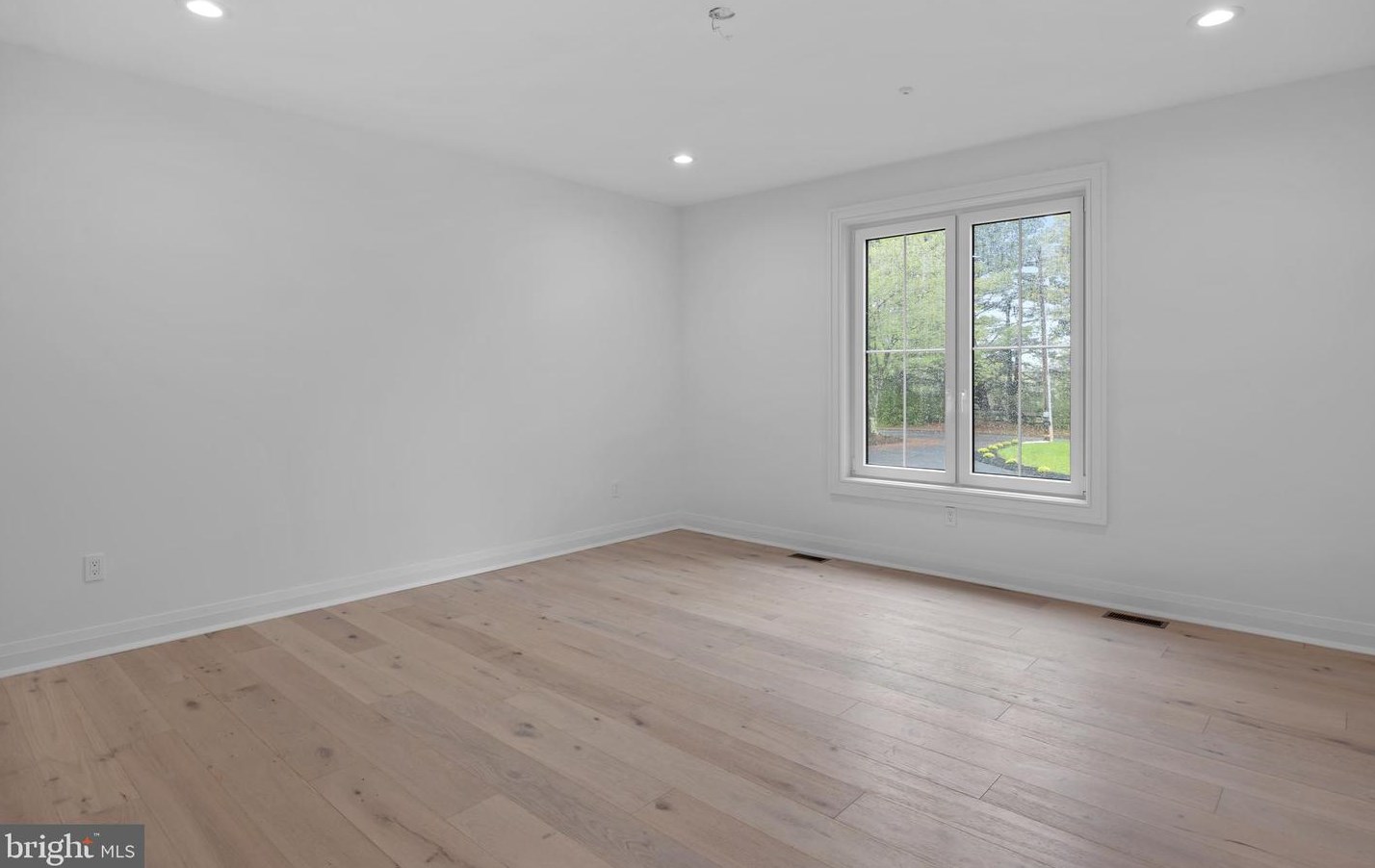 49 Thompson Mill Rd, Upper Makefield PA  18940-9628 exterior