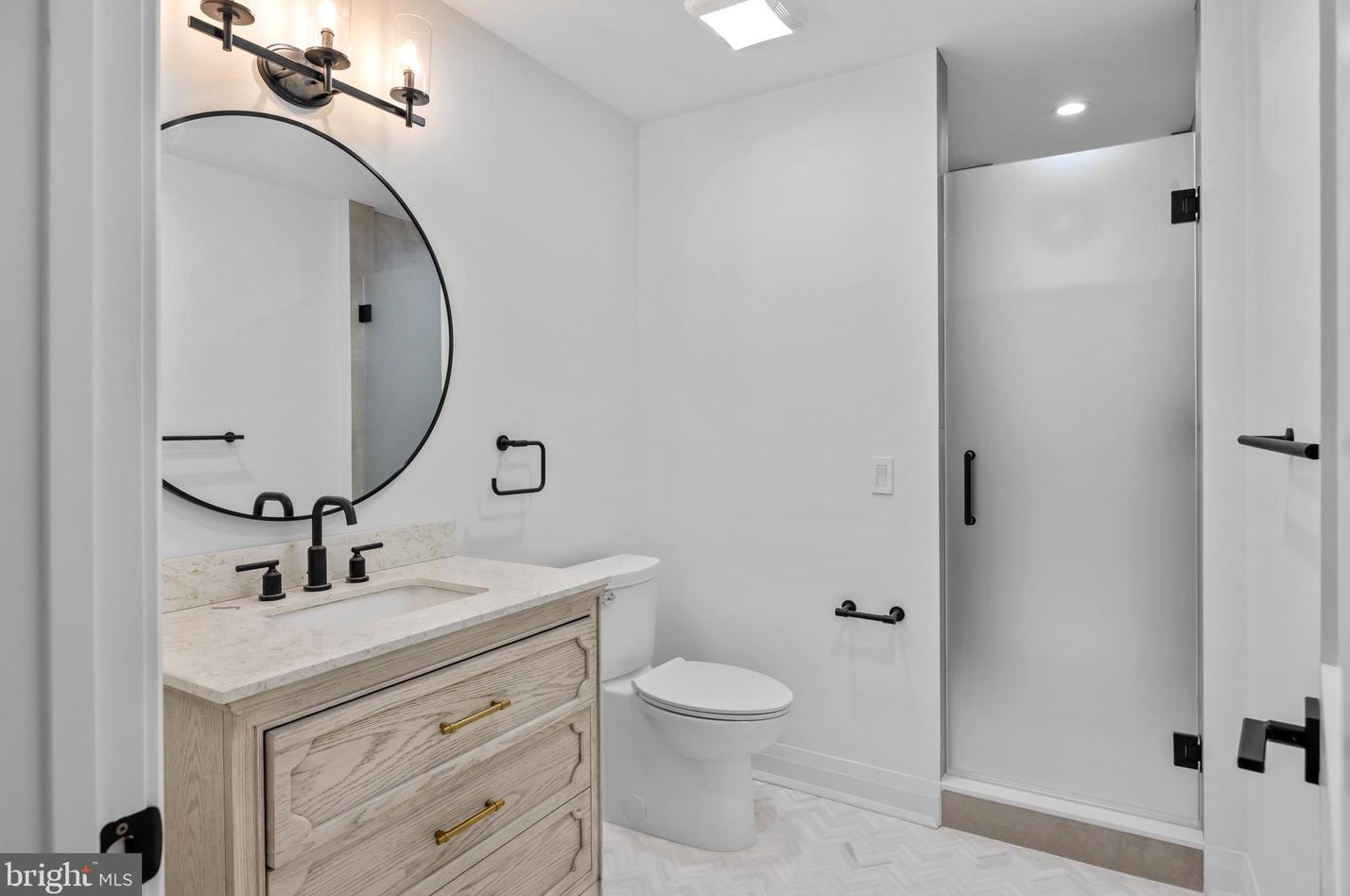 49 Thompson Mill Rd, Upper Makefield PA  18940-9628 exterior