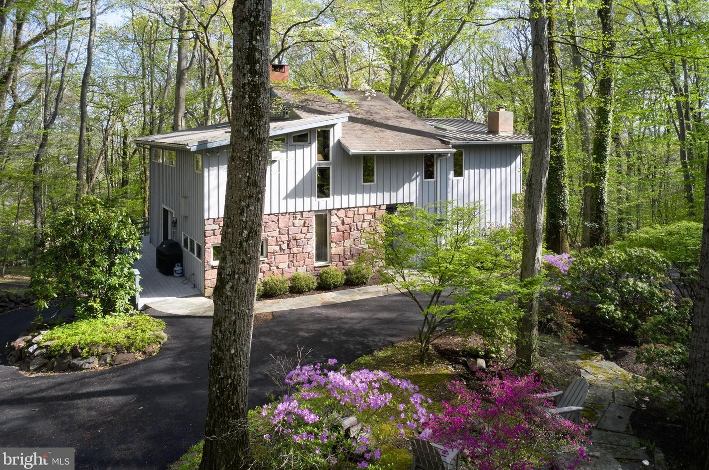 5924 Honey Hollow Rd, Gardenville, PA