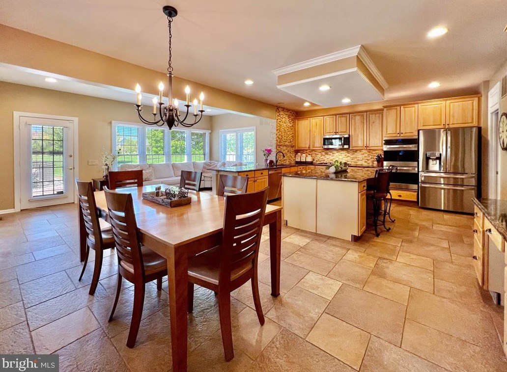 16 Eagleton Farm Rd, Upper Makefield PA 18940-4214 exterior